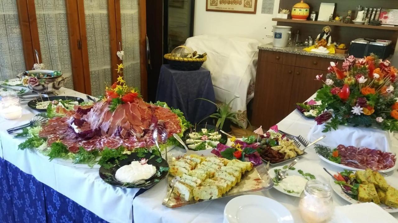 Agriturismo 7 Colonne Villa แบร์ตินอโร ภายนอก รูปภาพ